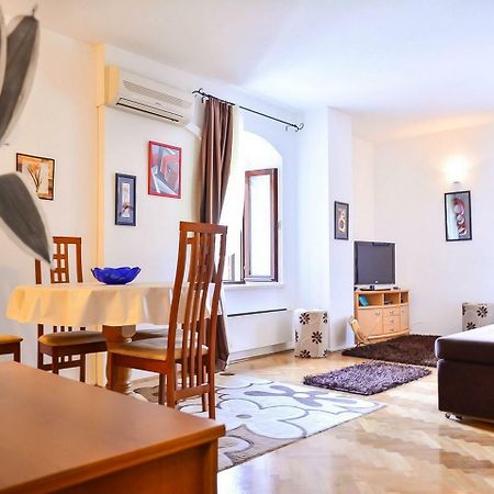 Apartmani Slavica Split Zewnętrze zdjęcie